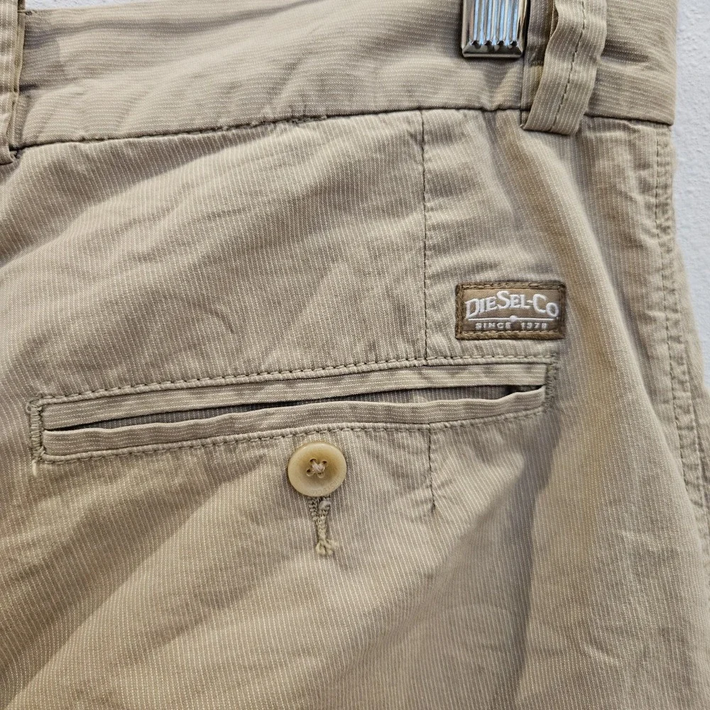 Diesel Men's Chi-Reg Slim Fit 28 Pants Trousers Desert Tan Pinstripe